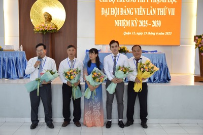 CÔNG BỐ QUYẾT ĐỊNH CHUẨN Y KẾT QUẢ BẦU CỬ CHI ỦY, BÍ THƯ, PHÓ BÍ THƯ CHI BỘ TRƯỜNG THPT THẠNH LỘC NHIỆM KÌ 2025 - 2030